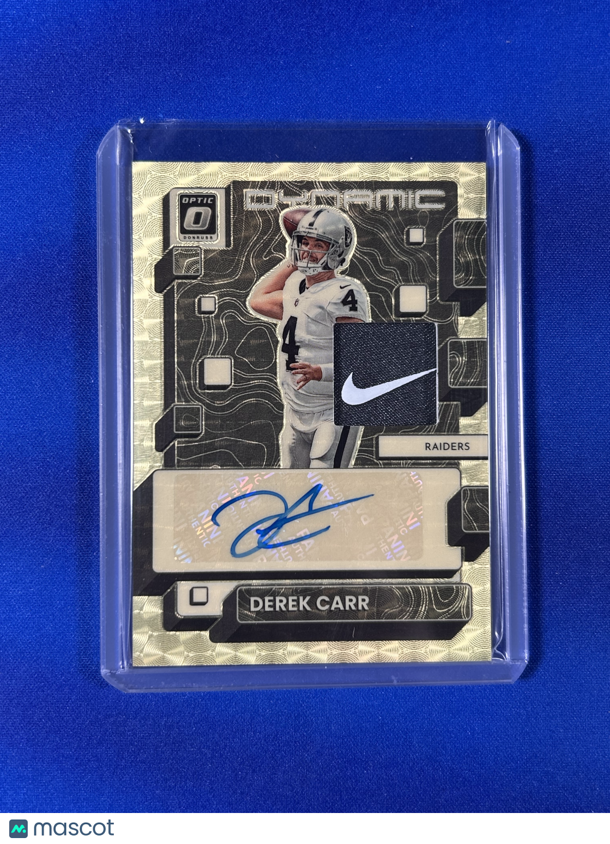 Derek Carr 2023 Donruss Optic Patch Auto #DPA-DC Gold Vinyl 1/1 Nike Swoosh